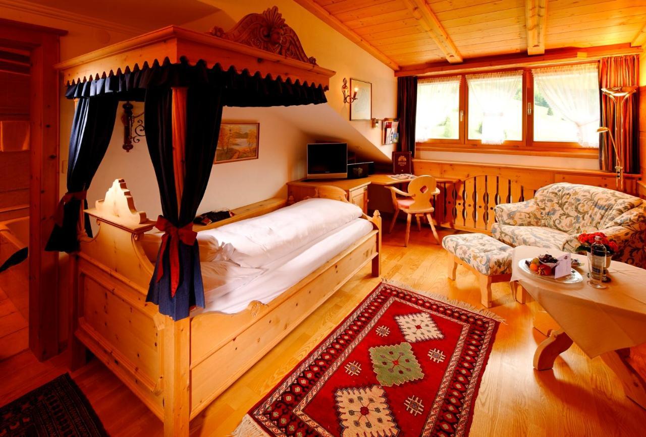 Schlosshotel Chaste Tarasp Buitenkant foto