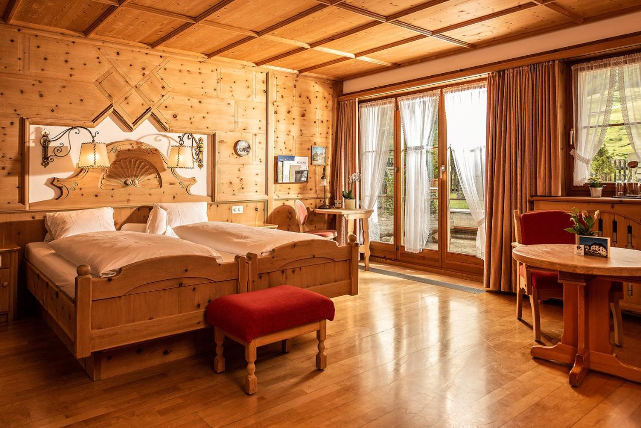 Schlosshotel Chaste Tarasp Kamer foto